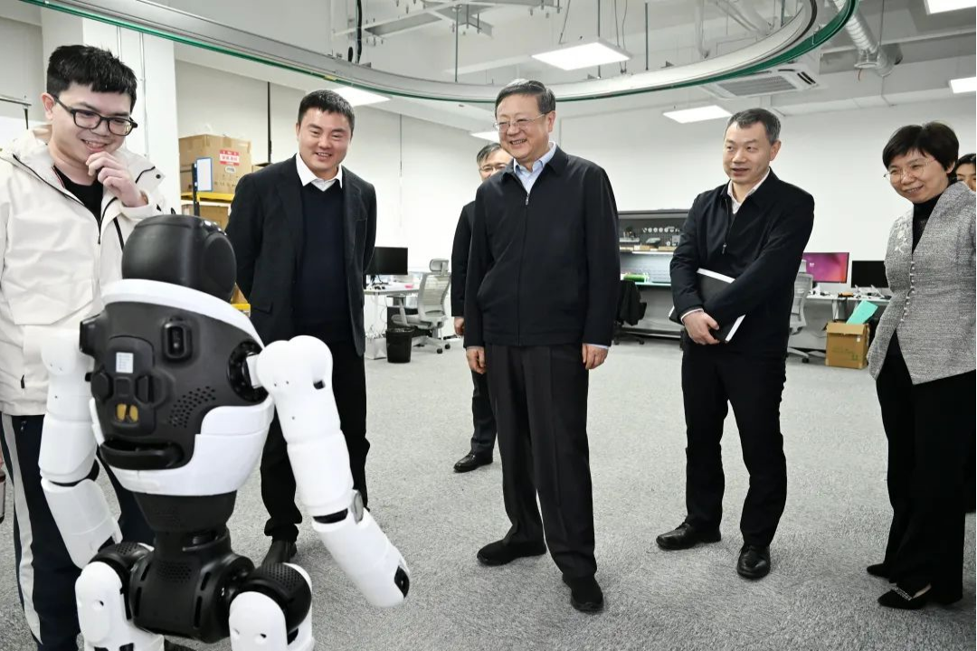 上海市委书记陈吉宁专题调研半岛(bandao·中国)机器人