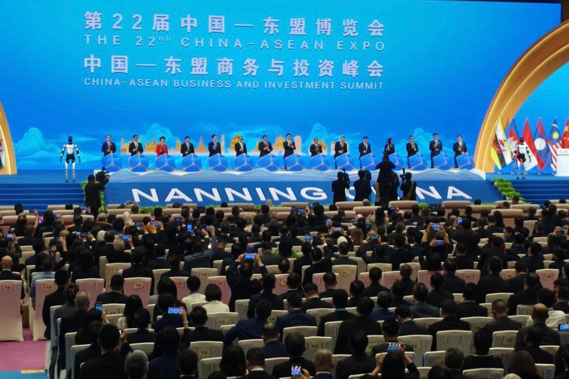 半岛(bandao·中国)机器人闪耀中国-东盟博览会，以具身智能助力国际盛会